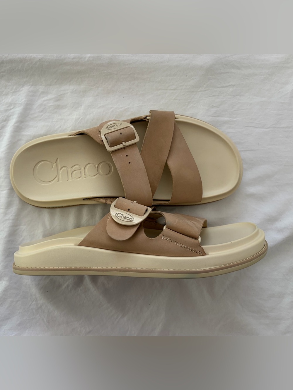 Chaco Women's Townes Beige Slides Leather Sandals Sz 11 Comfy Support  Like New!